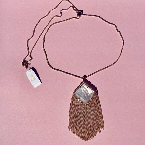 NWT KENDRA SCOTT Kingston Rose Gold Long Pendant Necklace Ivory Mother of Pearl - Picture 5 of 7